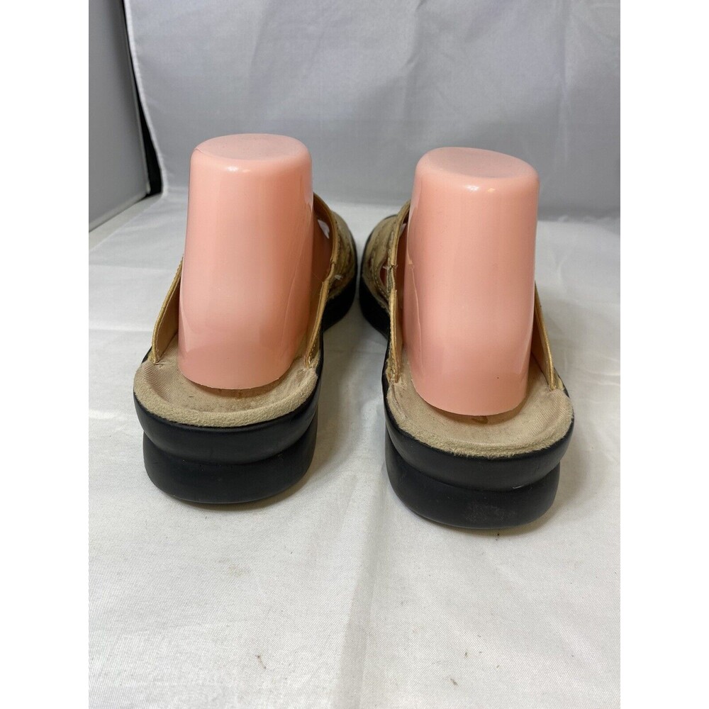 Clarks Light Brown Strappy Leather Slip On Sandals Size 10 Open Toe - Picture 4 of 9